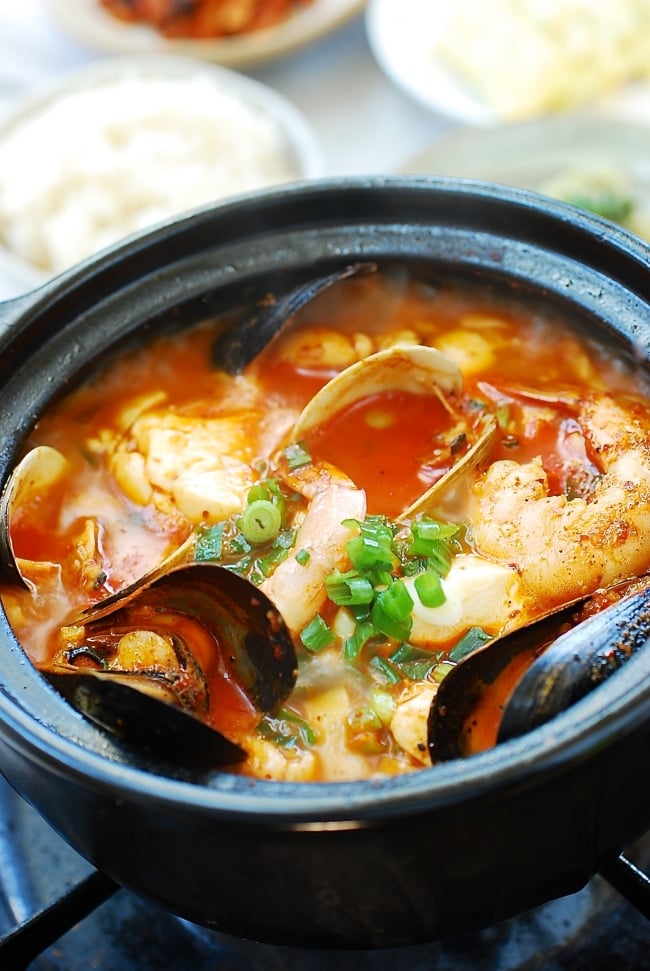 DSC 0101 e1542089625634 - Haemul Sundubu Jjigae (Seafood Soft Tofu Stew)
