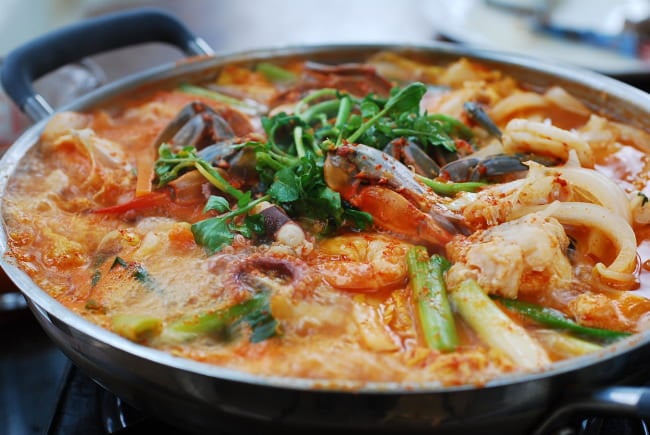 DSC 1087 e1455574466301 - Haemul Jeongol (Spicy Seafood Hot Pot)