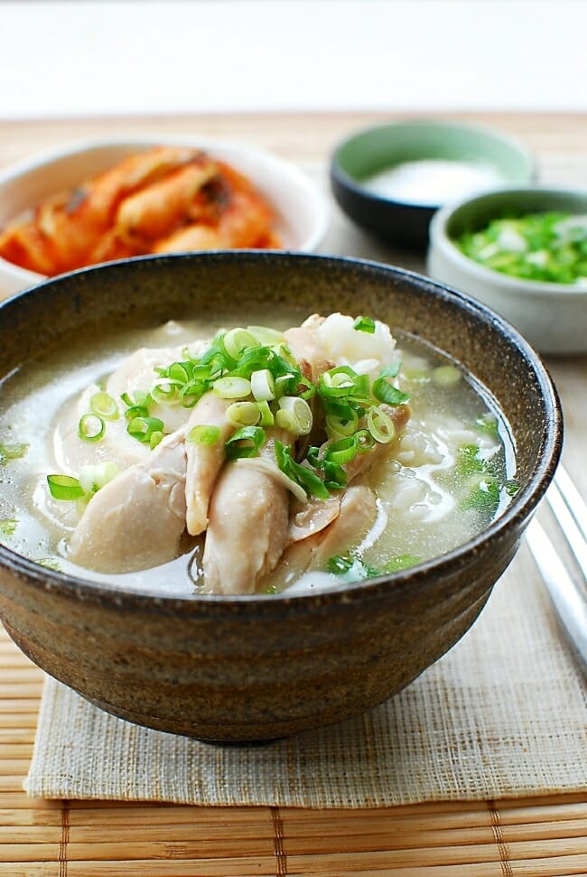 DSC 1134 e1537069701197 - Dak Gomtang (Korean Chicken Soup)