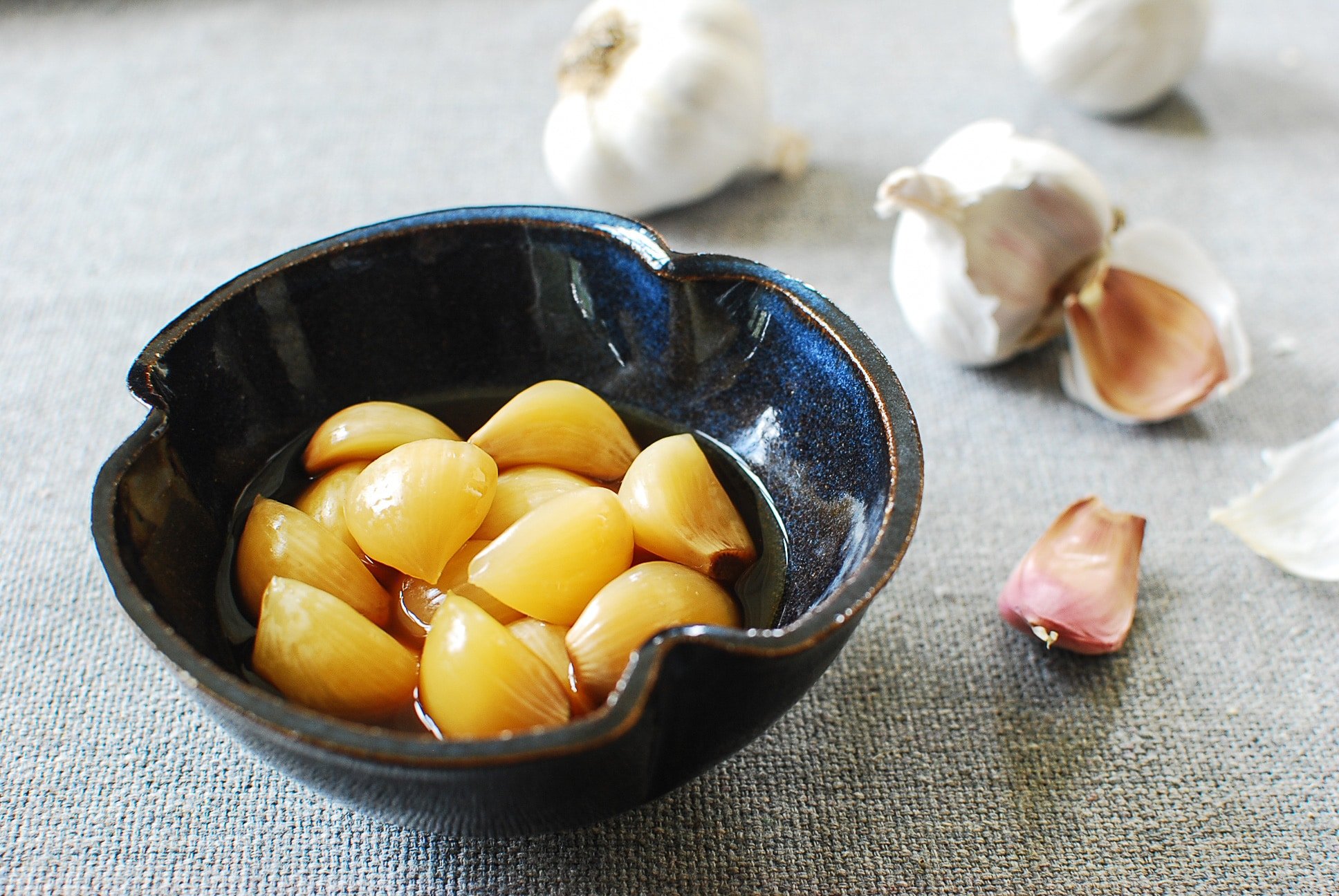 DSC 1715 1 - Pickled Garlic (Maneul Jangajji)