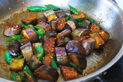 gaji 2Bbokkeum 2B4 e1534994053684 - Gaji Bokkeum (Spicy Stir-fried Eggplants)