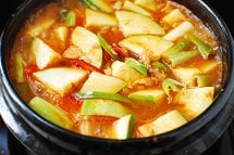 Hobak Gochujang Jjigae 5 - Gochujang Jjigae (Gochujang Stew with Zucchini)
